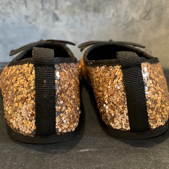 NEVER WORN- ZARA Gold Sequin Festive Flats- ( size 3) - Picture 3 of 7